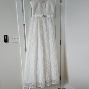 Simply Liliana White Lace Dress